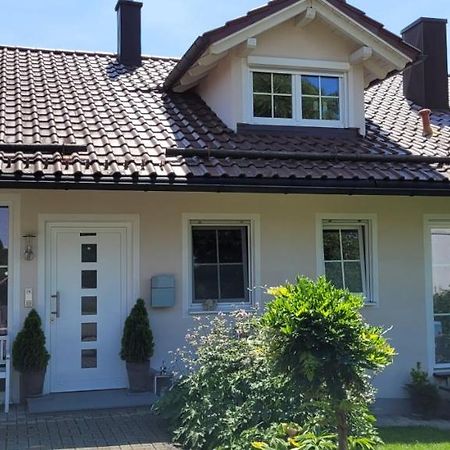 Stilvolles Apartment "Romantic" Neukirchen vorm Wald Exterior foto