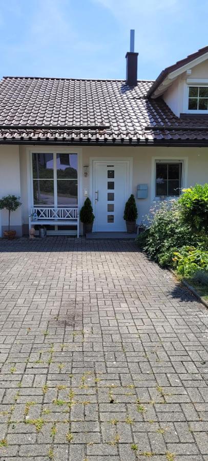 Stilvolles Apartment "Romantic" Neukirchen vorm Wald Exterior foto